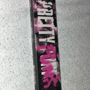 MAC PRETTY PUNK